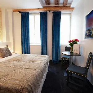 Le Clos De Notre Dame 3* Paris